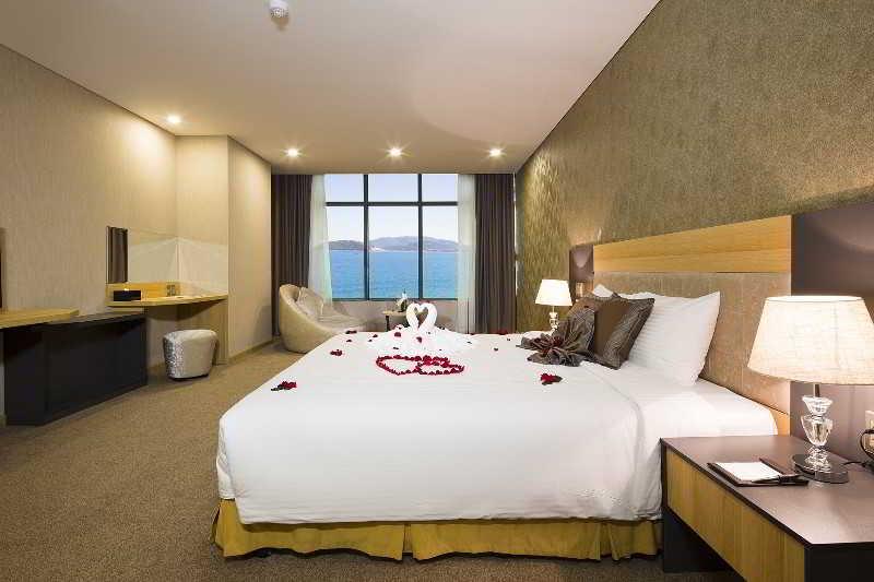 Muong Thanh Luxury Nha Trang Hotel Екстер'єр фото